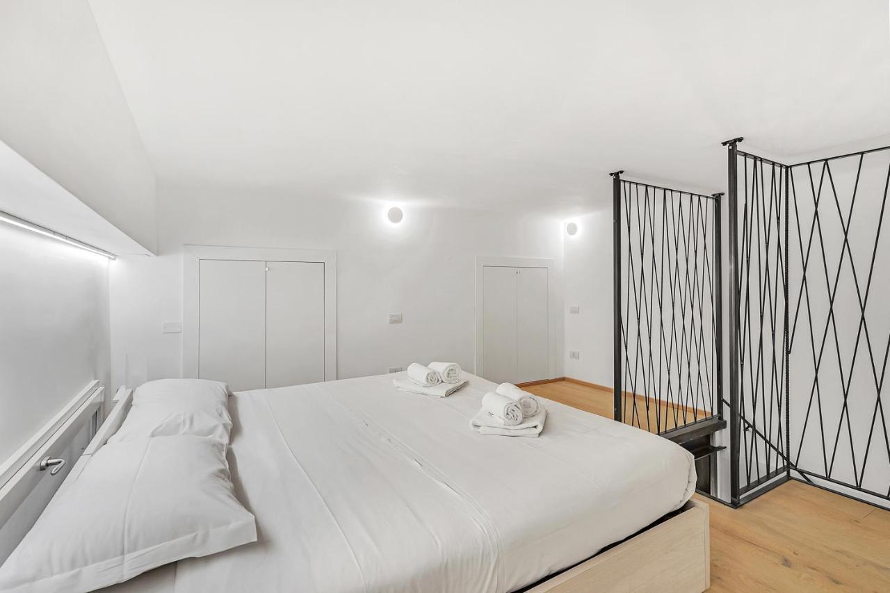 Loft Spritz Nel Centro Di Milano, Via Sottocorno, Porta Vittoria Lejlighed Eksteriør billede